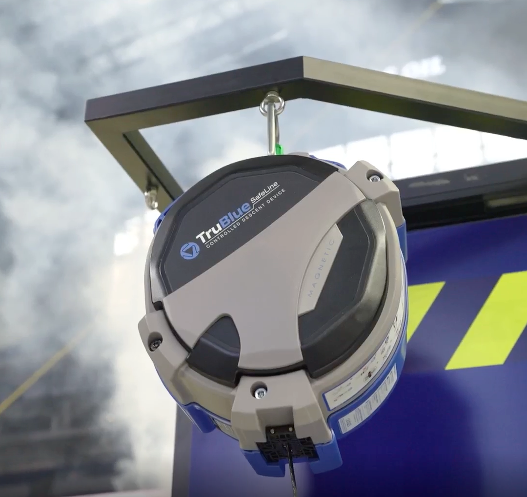 TruBlue iQ Auto Belay — 12.5 m (41 ft) Controlled Descent for Fire Training