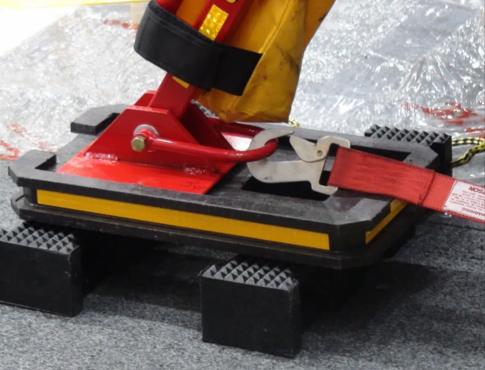 Dog Paw Cribbing Block - Image 4